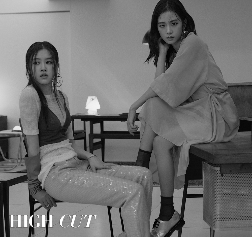 The cover and picture of the magazine Hycutt, which features the colorful charm of BLACKPINK, was released.BLACKPINK showed various charms of four colors through the star style magazine Hycutt picture published on June 21st.BLACKPINK has a unique styling such as colorful dresses, sneakers, color leggings, and oversized shirts that come down to the tip of the toes.JiSoo, who gives a neat girlish look, Jenny Kim with a subtle cat eye, Lisa with an intense aura, and Rose in a dreamy atmosphere, completed a four-way incoming passageway in different colors for each member.BLACKPINK, which made its comeback with its first mini album SQUARE UP on June 15th.When asked about the biggest difference between BLACKPINK at the time of debut and BLACKPINK now in the third year, JiSoo said, There is a sense of responsibility to meet the expectations of fans.Before debut, I vaguely thought about I want to have a stage for snow, I want to have a fan, or I want to like us.Now I feel that I have to work a lot to satisfy even one more person.I am ready to show a good appearance, but I do not want to show 100% on stage. When asked, What is the moment I felt most grateful to the members recently?, Jenny Kim said, I spent a while personally.And I was talking to him again in one room for activity, and he felt like something was going to be switched on and off, and when he felt that we were the same mind even if we were apart, it was solid.I have a sense of responsibility because the members are doing everything they have to do in their place.Lisa asked, Have you ever missed Korea while working in Japan? Sometimes Korean ramen would like to eat. I like Japanese food.I like sushi and denpura rice, but I just thought, Ill have kimchi in ramen here.bak-beauty