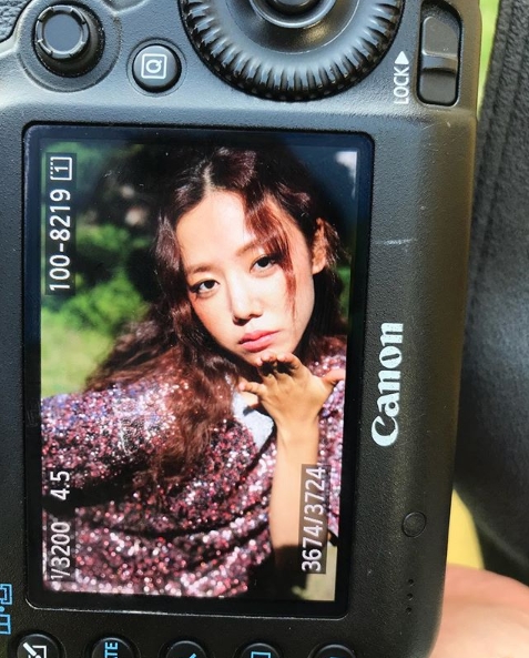 Group Apink member Kim Nam-joo released a photo of the mini album 7th album image shooting behind the scenes.Kim Nam-joo posted a picture on his instagram on June 20 with an article entitled There is no Namju expression.The picture shows Kim Nam-joo staring at the camera with no expression, Kim Nam-joo oozing her alluring eyes in a sparkling Sequins costume.Kim Nam-joos beauty, which has matured, catches the eye.The fans who responded to the photos responded such as Pretty, Our South, New album come out quickly, I can not wait, spoiler! Okay.delay stock