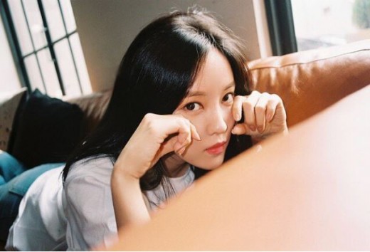 Is not it a doll? Hyomin, daily Leeds renewal <p>Hyomin from T-ara has released up-to-date information.</p><p>Hyomin posted a picture on his Instagram afternoon on the 20th.</p><p>Hyomin in the picture is lying on the sofa and is posing. Beautiful looks like dolls attract sight.</p><p>The netizens who saw this are Boy s reactions such as genuine beautiful How are you doing? Hyomin want to come back.</p>
