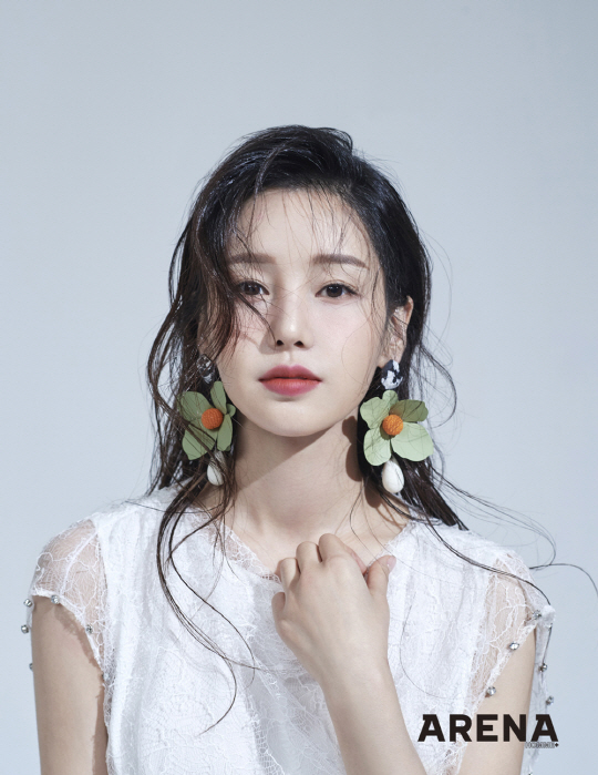 Actor Nam Gyu-ri has unveiled a new pictorial.In this pictorial, which was a pure and transparent concept, Nam Gyu-ri showed off his beautiful beauty by showing a refreshing image.Unlike the sexy photo atmosphere, the shooting scene is in a pleasant atmosphere and the laughter is not constant.In the following interview, he made a small meeting on the movie Déj Vu which challenged in four years.And then I honestly confessed to the story of participating in the movie The History of Jealousy which is about to be released in the fall, and my troubles as an actor.This picture of Nam Gyu-ri can be found in the July issue of Arena Homme Plus.