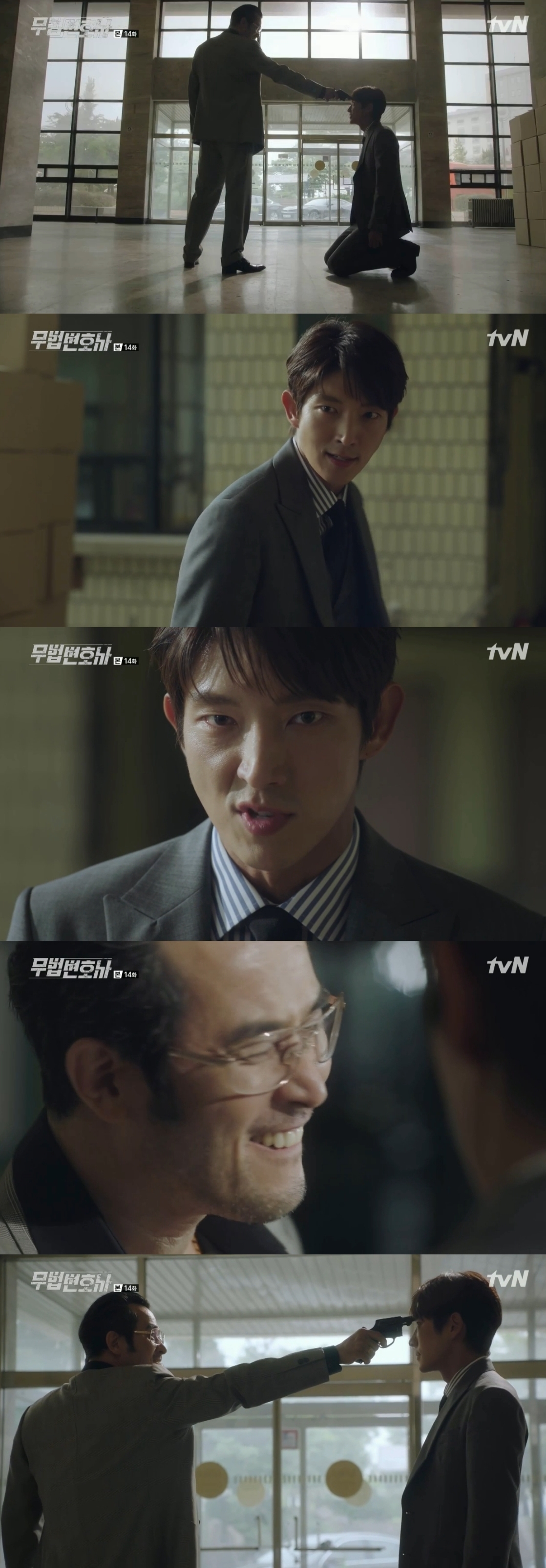 Seoul = = Lee Joon-gi knelt before Choi Min-soo to save Seo Ye-ji.On TVN Lawless Lawyer, which aired at 9:15 pm on the 24th, An Oh-ju (Choi Min-soo), who was doing the last culprit to catch Bong Sang-pil (Lee Joon-gi), was portrayed.On this day, An Oh-ju was convinced that only Seo Ye-ji was the only way to catch Bong Sang-pil.Anoju sent a video of Ha Jae to Bong Sang-pil. Is it you who made me this way, but now I am mean?You should also put me back to the starting point. I received a phone call and worried about Ha Jae-yi.Nam Soon-ja (Yum Hye-ran) decided to let Judge Cha Moon-sook go to Blackmail – Cinémix Par Chloé when he was in crisis.But Cha Moon-sook did not go to the door and tried to stop Nam Soon-jas mouth by responding to Blackmail - Cinémix Par Chloé with Blackmail.Nam Soon-ja, who was torn down, decided to accept Bong Sang-pils proposal.Prosecutor Kang Yeon-hee visited Bong Sang-pil. My mother decided to accept your deal. He handed over the foundations donation ledger, which Nam Soon-ja recorded.Chun Seung-bum warned that when Bong Sang-pil appeared as a lawyer for Nam Soon-ja, Do not use me for your revenge.Bong insisted on replacing the judge in the first trial, saying, Because the judge is likely to have an unfair trial, he said.There is evidence to be reasonably suspicious.  Judge Hong Woo-suk stepped back, saying, I will check what consensus doubts are for my honor. Bong Sang-pil announced that Judge Hong Woo-suk had been sold at a much cheaper price than the market price.During the trial, Ha Jae-yi received a phone call from An-oh and moved alone to meet him.If you dont come, I call your father, Anoju said, Blackmail – Cinémix Par Chloé.An-oh kidnapped Ha Jae-yi and gave Bong Sang-pil a location. An-oh said, If you want to protect something, there is something you want to protect. Bong Sang-pil said, You are a broken bowl.I have no power to attach it, just admit it, he advised.
