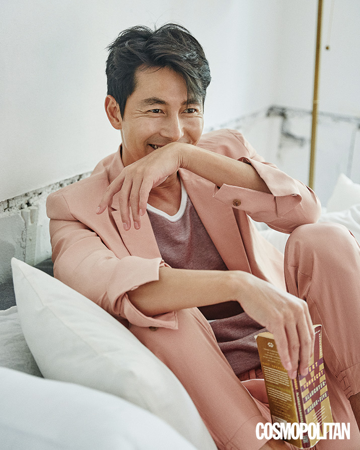 <p>Jung Woo - sung, actor of debut 25 years. It is new for a couple of years that the public witnessed his multilayered aspects hidden in the expression handsome. This man who knows to know more about the world, knows once, knows that he can not speak out aloud and acts, he says that he needs many respect in this world. Refugee with the UN Refugee Organization Goodwill Ambassador together with him who is hastily running to inform the campaign.</p><p>Jung Woo - sung is a man with a blurred expression on the head and looks great.</p><p>Shirt 1.6 million won Loewe by 10 Colt small como. Denim pants 750,000 JW Anderson by 10 Colt small como.</p><p>The gravure concept was Excuse the daily life of Jung Woo-sung, but in the behind we prayed for Jung Woo-sung boyfriend or not. Is it simulating the daily life of Jung Woo-sung, everyday is gravure? I looked through my everyday too much ... did not you wear very well and did you shoot it? Bring. The daily life of Jung Woo-sung is actually very simple, is not it? Well I have done hair styling cleanly like this when I shoot like this. Just shampoo and dry quickly and go with nature. Exercise before eating, going out to eat out rice, walking or drinking while drinking. In the meantime, if you go to the office and you go and work, you work, you meet a colleague actor in the evening, will you enter the house if the evening commitment is over?</p><p>When I shot the first cut I heard that they were complaining Im gonna organize my boyfriend in the middle of my 40s .... Haha. In fact it was because I wanted to show the importance of ordinary everyday that chose the general concept of everyday. I prayed for starting the interview this time, but I am active in the United Nations Refugee Organization Goodwill Ambassador. It also seems to be realized once you are watching the appearance of their impossible mediocre everyday life, that the importance of everyday life is overcome before others tragedies. Refugee Camp I think that the impression of visiting directly to the scene is clearer. Faced by Camp and the reality is reality, before that, we think that there is much room to feel enough how valuable and valuable our daily enjoyment is. By the way, it is often the case that such a little happiness is lightly removed and transferred for reasons of life busy. Before the job you will be able to feel happiness, while cold beer, honoring the day you spent a good time scrutinizing the air of that time. However, the people of Refugee Camp are unavoidably departing from their homeland in extreme circumstances to feel the threat of life and lost everyday life is more urgent. If you eat rice, drink water, educate your children, go to a hospital where you get sick, talk to the people around you if you have a discord with your family, anyone thinking of these things for granted Do not you have it? However, Refugee Camp is not in common one. Very important and earful. Even if I talk that my words are Your daily life is important, you will not feel it. Even I do not experience such things directly in everyday life. But when I saw Refugees life at Camp, I did a lot of the idea that It is not important one by one.</p><p>Eating, drinking, meeting friends, face the family ... In fact, even though only one of them loses ones sense of loss and discomfort, in environments where all this is impossible, you can not imagine I think that. The greatest despair is in a vague future that can not be promised more than such a physical thing. From the standpoint of parents who only have to look at the children who are placed in a more vague future, such reality will become more and more painful.</p><p>Cute pattern items are also digested in Dandy Jung Woo-sungs attraction is!</p><p>Shirt price undecided Ports 1961 Wide pants 1 300,000 Won Minaruni by Noji. T-shirts, both belt stylist collections.</p><p>At the end of July Jung Woo - sung starring new film Human wolf is waiting for the release. As in the case of non steel, it is a story made from relations between the North and the North, but can interest in Refugee problem influence the selection of works as well? It is not necessarily the case. That is absolutely not in order. There are standards for selecting works as actors, and it will be a major factor of the worlds interest as a member of society. Of course, they are in order of giving small influences. No, we definitely will not talk about small. It was an important psychological factor when expanding the idea of ​​touching the world with the world and going out.</p><p>Until just a few months ago, the tension between the North and the South reached the climax. As you can see, the Refugee problem is never related to us living in a divided nation, how is the interest of Koreans of Refugee problem now? Fortunately, I know that sponsors participation has increased considerably thanks to a campaign that enthusiastically spreads in the Republic of Korea Republic of the United Nations Refugee Organization. In particular, it is difficult for Koreans to have a lot of admissions I think that their intention to help these is also strong. However ... it is also true that many people do not know much about Refugee yet. Many people ask What is Refugee? Around the surroundings. Refugee says, People who are at risk of being persecuted for reasons of race, religion, nationality, political opinion, or members of a particular social group, who can not return to their country or country of their own is. In fact, the activities of other relief organizations will be very simple. Refugee is a man who has all of it to respond to specific cases like children, poverty, education, disease? Refugee has a heavy weight feeling enclosed by the word so it feels more difficult, and it is difficult to ignore because it is difficult. However, fortunately, the interest in Refugee has been much higher than before.</p><p>In the background, Jung Woo - sung s goodwill ambassador s activities have made a lot of contributions, right? It surely looks like a changeable way. Haha. According to the United Nations Refugee Organization, concerning saying with one fact is that it has grown twice each year since 2014. Now, not the government dimension, the size of the private sponsors Korea after Spain, the second place in the former world.</p><p>It seems that ordinary mornings will be special as well as with him.</p><p>Robe 1.88 million won Gregg Lauren by 10 Colt small como. Pants Price TBD Doris van Norton by minute The Sharp.</p><p>It is rubbery thing. In April this year, I know that the world tour of the With Reverence campaign with the Jordanian Tarry Refugee Camp will land in Korea on June 25. The expression of the campaigns world tour is familiar and long. How is it going to progress? I also agree with new experiences and freshness. Together with # Refugee is a campaign spreading due to inventory of understanding and recognition of Refugee, but what appealed me to literally be Refugee. [Completion] June 20th is the day of the world Refugee, one week from the 25th is Refugee week. I plan to stand directly at the speaker at Jeju Forum held in Jeju on 26th, and on the 28th, the event Refugee movie night was also held, but I will tell you my life at Camp and my voice of Refugee I think it will be a digit. Knowing what activities we have done We think that we can understand Refugee a little more.</p><p>I served as a narration directly from the documentary <Hoda> introduced in The Night of Refugee Film. Sometimes we actually met a child named Hoda. I met him when I visited Iraq. Hoda is an internally displaced person who is protected from Camp while fierce battle of Iraqi government forces and IS group is spreading in Mosul region. I lost my hearing by the bombing and chased after me who was a child who never heard. Although it is obvious that such a hoda is seen too much, there are obvious that my chest hurts and tears come out, but Camp decided it was a serious trouble if I had to restrain such feelings expression. In fact it explains which one group is well regulated by the word Refugee, among them the same individuals as us. The reason is that people who want to return to their homeland uniformly want to help those who are difficult and those who have taken the same circumstances. I hope that this time # Refugee and Campaign will be able to have interest in Refugee by seeing their appearance as us.</p><p>Jung Woo - sung s Jung Woo - sung s Jeju Forum, co - sponsored by Jeju Special Self - Governing Province and Chuo Ilbo, is directly attracting attention from June 26 to 28. What kind of message are you planning to tell? They are also ordinary people like us. If you emphasize individual personality of such one person who was a parent, brother, child, doctor and student who was someone, you can not misunderstand Refugee? Refugee hates poverty, has not it gone to other countries? Because Europe is alive well, are you likely to open the way to eat well, want to live well and go there? Such a misunderstanding about Refugee It seems like absolutely not so many people talk about it a lot. You do not recognize the word Refugee You should have the opportunity to look into the circumstances of each person Refugee.</p><p>An innocent smile like a boy comes out often from middle-aged Jung Woo-sung.</p><p>Jacket, sleeve less top, pants all unknown Ermenegildo Zenia.</p><p>However, unfortunately the likability and participation degree for making a good world to buy well together is not necessarily proportional. Especially when it does not come to the pin that what can happen to myself is grotesque. So it seems to be reality to donate or become reluctant to sponsor activities. Well, that is beyond the problem of each person, it may be a problem of social structure. Recently, when you open the door, is not it a time when it is difficult to say hello to a neighbor. Ultimately I think that the door to the heart opens to my neighbors, those who are interested in the surroundings together on the elevator, someone who met on the bus. I know that concern becomes the greatest driving force that can be useful in a decisive moment, and I think like that. So, it is important to start with an amount that is not burdensome to somehow sustainability rather than planning that it is too ridiculous from the beginning, how much will you donate to the month. You can not make yourself a beautiful moment of good work opposed to your own burden. I abandon the burden and once I am concerned I think that it is said to consider what something that can be done. I think that it will be a good start as you search these articles that need help at least once. After all, I am convinced that such interest will naturally lead to action.</p><p>How does such concern and activity affect Jung Woo-sungs personal life? Perhaps I am going to talk about not only myself but many people donate and sponsor activities, but rather feel themselves gratitude themselves. You will appreciate what you currently have. I will feel happy with the heart itself that returns.</p><p>I respect the interests of the world and respect others, but perhaps completed the heavy taste of Jung Woo-sung.</p><p>Jacket 400 450,000 won, shirt 1 160 thousand won, wide pants price to be determined All Louis Vuitton. Belt stylist Collection</p><p>Talking with Jung Woo-sung, I think Im talking to adults. I think that everything will be for a world that will eventually be embarrassed to the next generation. Senpai who can not sell, adult who can not sell side? The goal of my life Maybe I can do it too. Not only the Refugee issue but all the problems that occur in the world are sacrificed for innocent people due to the mutual exclusion and greed of one side and the problem linked by it is burdensome to everyone in the world I got a vicious circle of being passed over. I began with a heart that wishes to live in a world where the next generation is safer and can see and understand each other finally. I would like to be an established generation, at least not ashamed of the next generation.</p><p>Do you have something like a firm belief that the day-to-day experience of living as older as you get older? Yes, Respect Io. Respect for others, respect for what I am doing, respect for society .... That point finally returned to the word elegant to the parties Ogodunyo.</p><p>It is the last question. How does Jung Woo-sung feel like living the world? It is inconvenient. Haha. There is no anonymity because it lost the greatest freedom in daily life. The sense of well-being that you can completely live a day like yourself is not a phenomenal phenomenon. Of course I do not feel depressed. Because abandoning anonymity is the fate of this work. However, I would like to say that you know the importance of anonymity.</p><p>Photographer Shin Sun Hye Feature Director Park Jie hyun Stylist Jeong Yun Ki, Kim Heejong (intrend) Hair Im Hye Kyoung Makeup Baegyeong Run Assistant Priora</p>
