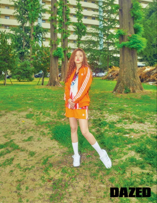 Singer and actor Goo Hara presented a fashion picture through the July 2018 issue of British licensed fashion & culture magazine Dayd Korea.Goo Hara, which has been attracting a variety of charms from songs, acting and entertainment programs, has recently shown a variety of stylings in the newly released Falcon Snickers, Superstars and ZX8000 at Adidas OLizzynals.This picture, which contains the natural appearance in different photo tones, is special with the image of a new Goo Hara in a different 180 degree from the image that was shown in Goo Haras fashion picture.Focusing on releases through social networks along with the ground, this shoot will be released on June 25th through the Days of Korea and Adidas OLizynals Instagram, and a B cut that can not be seen in the July issue of Days will be released on the same day.hwang hye-jin