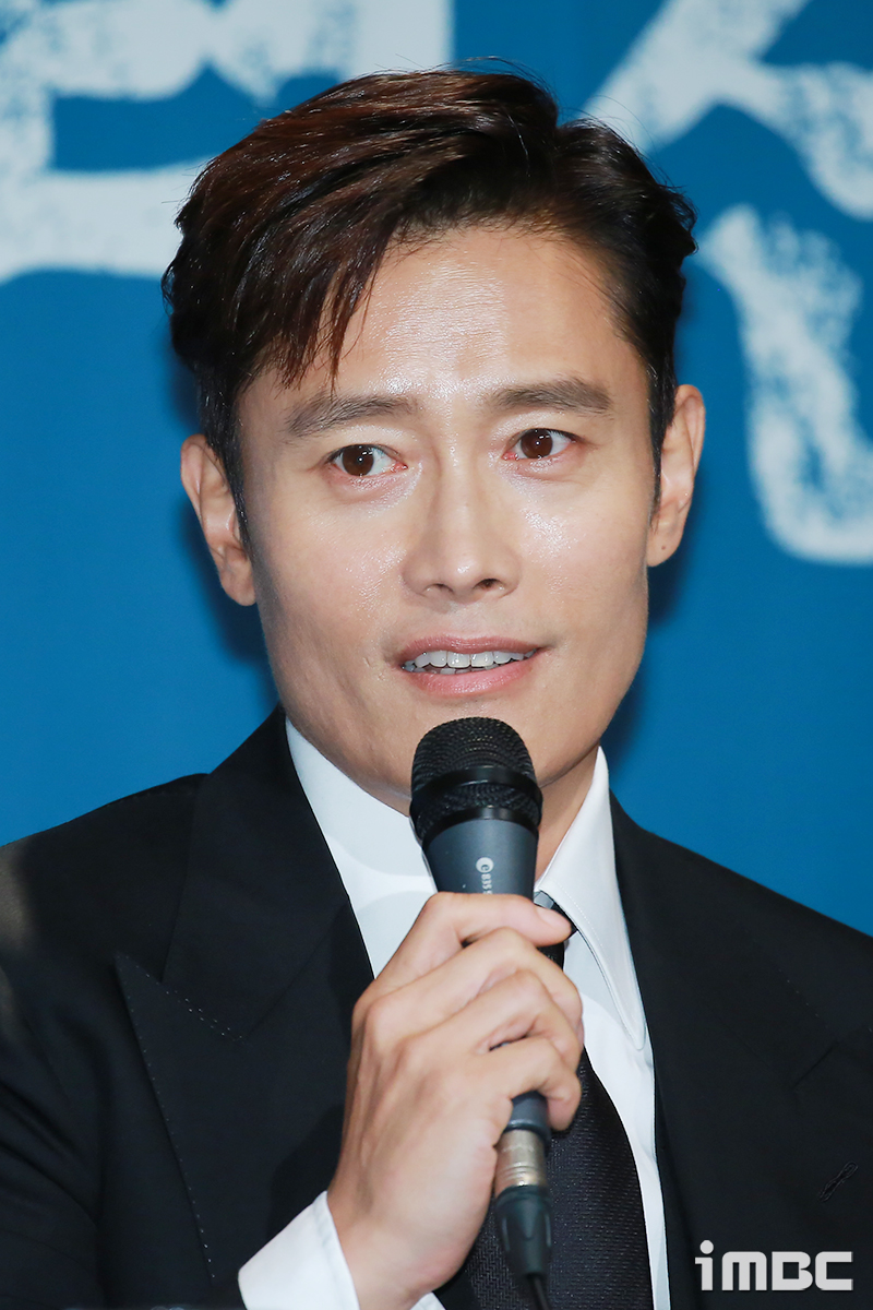 미스터신사 이미지