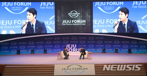 Jung Woo-sung made the remarks at the 2018 Jeju IslandPorum special session People on the Road: Today and Tomorrow in the World Refugee Problem at the Jeju Island International Convention Center on the 26th.We have been opposed to the forced recall of North Koreans who have escaped to a third country, Chung said. Telling the forced recall to those who have applied for Refugee can be a decision to drive their lives to death.The issue of accepting the Refugee is a problem that the Korean people have faced for the first time, so it is natural that discussions are needed, he said. But emotional expressions are concerned, beyond the nature of poorly-founded information or discussions.Some people say to me, Is it more important for Human rights of Refugee than the human rights of the people of South Korea? Refugee is a person who has the right to be protected, he said. No of the human rights of his people and their human rights can be prioritized.On the first day, the Ministry of Justice and the Jeju Island also said that it is impossible to think about human rights in relation to the designation of Yemen as a non-involved country.Restricting the entry of the Refugees is a risk that the Refugees cannot ask for help anywhere, Chung said. But the word Human Rights can be a vague story for the public, and in the case of the Jeju Islanders, the antipathy and anxiety of the idea that the Jeju Island is responsible for it may be great.If the release is granted, I think that the Yemen Refugee applicants can get jobs and make a living with the help of the Yemen community, he said. This is a way to reduce the burden of supporting Jeju Island and the central government.The problem of 500 Jeju Island Yemen Refugee is a fuse that reveals various social problems such as the environment in which mothers can not raise their children, the social deprivation that 2030 generations experience, and the anxiety about womens exposure to sex crimes, he said. The South Korean government should listen to the people and solve their anxiety.Every year, every Refugee Day (June 20), we posted a posting on SNS account urging us to pay attention to Refugee as a goodwill ambassador, and this year we only talked about the issue of Jeju Island Yemen Refugee, said Yun Seo-in, a Webtoon writer who recently criticized Jungs posting of the Refugee issue. It seems that many people were surprised because they had a somewhat strong tone. 2018 Jeju IslandPorum People on the Road, today and tomorrow of World Refugee Yemen unsavory country can not be designated...