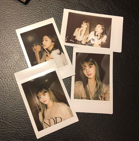 EXID members Zheng He and Hani reported on their recent situation in Tokyo.On the 29th, EXID member Zheng He released a recent photo with member Hani with the article Pretty girls through his personal Instagram account.In the public photos, Zheng He and Hani took a Polaroid photo and conveyed analogue sensibility. Unlike the sexy figure on the stage, the two people in the photo caught the attention of the fans with a youthful pose.On the other hand, EXID has entered Japan in six years after its debut, and members who have recently performed Tokyo have made their debut with their hit songs Up and Down and Dull.Since then, EXID has released an album in Japan in August and said it will start full-scale activities.Zheng He Instagram captures