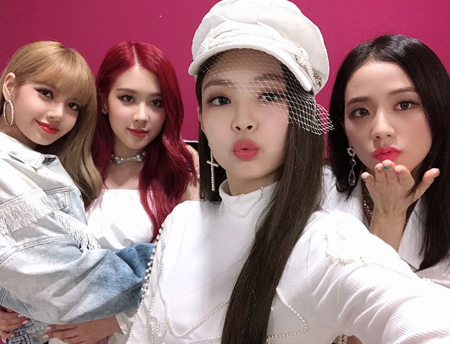 BLACKPINK reported on the first place Show! Music Core through the official Instagram account.Today, 30 days ago, the girl group BLACKPINK posted a picture with the Hashtag article BLACKPINK # Thank you # # # 1 in the sound # # I love you # Always through the official Instagram account.In the public photos, BLACKPINK members showed their lips to the camera, showed off their refreshing charm, and expressed their gratitude to the fans.On the other hand, BLACKPINK appeared on MBC Show! Music Core which was broadcast on the 30th today, and it was ranked first in the confrontation with adolescent, non-speculation.BLACKPINK Official Instagram Capture