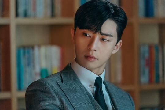 <p>Park Seo-joon is currently playing the role of Narcissist ★ Bai Yong Joon, who is all equipped with tvN Mizuki drama Why is it Gimbiso? (Screenwriter Bexson Ou Bolim, directed Bakjeongfa), all the way to the financial strength, abilities, and looks Gim Miso (Park Min Young) And ended Sam and entered romance .</p><p>Supported by the development of such content, Why Gimpiso is broadcasting broadcast on the 28th recorded an audience rating of 8, 1% (Nielsen Korea pay platform nationwide standard). It is a figure that overwhelms the terrestrial TV drama that is currently being broadcast as well as self highest ratings. Park Seo-joon is at the center of popularity of such a drama.</p><p>Park Seo-joon won the title of Young man s young man with romance of Om Jung Hwa and a younger couple since Witch love. Through She was beautiful, the surface was glossy, but he was deceived dearly deceived, playing the role of deputy editor in magazine, Branch edition disease was born. Cheap, My Way how it is Nansa Ching and romantic  Boyfriend perfectly expressing epileptic epilepsy and obtained the modifier loco bulldozer . For each piece he performs, he decided his / her own Loco Potency.</p><p>Park Seo-joon and Rocco are well suited because they know that they represent a variety of charm correctly in his work. Early plays If you attracted attention to the narcissistic appearance united firmly in self-euphoria, it expresses the sweet crush that the boundary of love affords Sam afterwards. Although I have not appeared yet, I will add some worrisome things for future content development from his form of expressing past trauma.</p><p>A stakeholder in an advertising agency that said Star Advertising Agency official said Park Seo - joon s favorable after Yun restaurant is increasing, Park Seo - joon is sincere, straight forward but familiar among recent young actors, Because it matches the image the popular likes, even in the advertising world, he is paying attention to him. </p><p>Star Jo Hyunju each advertisement image]</p>