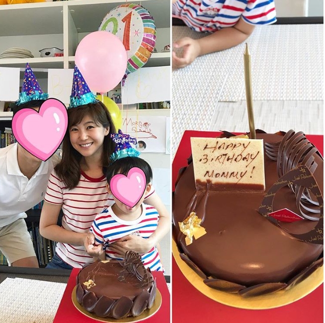 Kang Soo-jung has revealed his happy current situation.Broadcaster Kang Soo-jung posted a birthday celebratory photo on his Instagram on July 1I posted the article.Kang Soo-jung in the public photo is smiling happily with her husband and son in front of the chocolate cake.In addition, Kang Soo-jung said, Happy birthday to my family when I arrived at Hong Kong yesterday; my husband, who was at least 30 years old, tried to find balloon.Thank you to the 21-year-old balloon! I was at the airport, but when I came home, I was full of balloon and a lot of heart paintings drawn by my child. I love two men very much, he said, expressing his affection for his son and husband.Also, Kang Soo-jung said on June 30th, Yesterday.Now my birthday is not a big event and I do not want to announce it. But I was very happy to celebrate the surprise at work. has released the book.bak-beauty