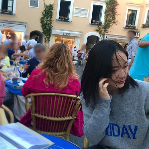 Girl group f(x) member Krystal Jung reported on the current situation at Italy.Krystal Jung posted a picture on Instagram on the 2nd, Friday with in capri.Italy Capri, pictured in Campania, is sitting among locals at the cafe outdoor table.Krystal Jungs hair, which is scattered in the wind in a gray knit, creates a pictorial atmosphere.Previously, Krystal Jung also released a recent photo of the background of the picturesque sunset, which made fans excited.Meanwhile, Krystal Jung is set to make a comeback with cable channel OCN drama Player, which will be in close contact with actor Song Seung-heon.