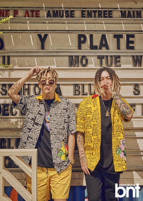 Singer and broadcaster Haha expressed his regrets about the end of Infinite Challenge.Skull & Haha, who returned in a splendid way in about 10 months, recently took a photo shoot with bnt in commemoration of comeback.In this interview, I was able to hear the story of Haha, an entertainer, not a Lee Su-hyun. When asked about MBC Infinite Challenge which was recently concluded, he said, Of course, it is a shame.I do not think I will forget the memories of 13 years, and it was a really beautiful time. I think it is great to have been very grateful and together with Sehyung and Seho, who have come in the hardest times, he said.Kim Jong Kook, who is currently working together in the web entertainment Big Feature 2, said, My brother is a companion of my life.It is a family-like relationship that always shares troubles and decisions when I am in trouble. The two men, who were ranked first in the music festival at the time, said that they had come to form a team because they had come to the scene.If I did not give it to me, it might have ended in one-off, he said.Skull often has a modifier for being the first person in the Republic of Korea. When asked about his title, he said, Yes. I am the first person.I do not want to give up to anyone as much as the first-person modifier. When asked why he had written the retired song beforehand, he said, I wrote it Miri because I thought I would be too old to feel it.I finished the recording.When asked if there was a Lee Su-hyun who wanted to breathe with Skull & Haha, he said, I hope you will take on a wonderful chorus of our song.Photo = bnt