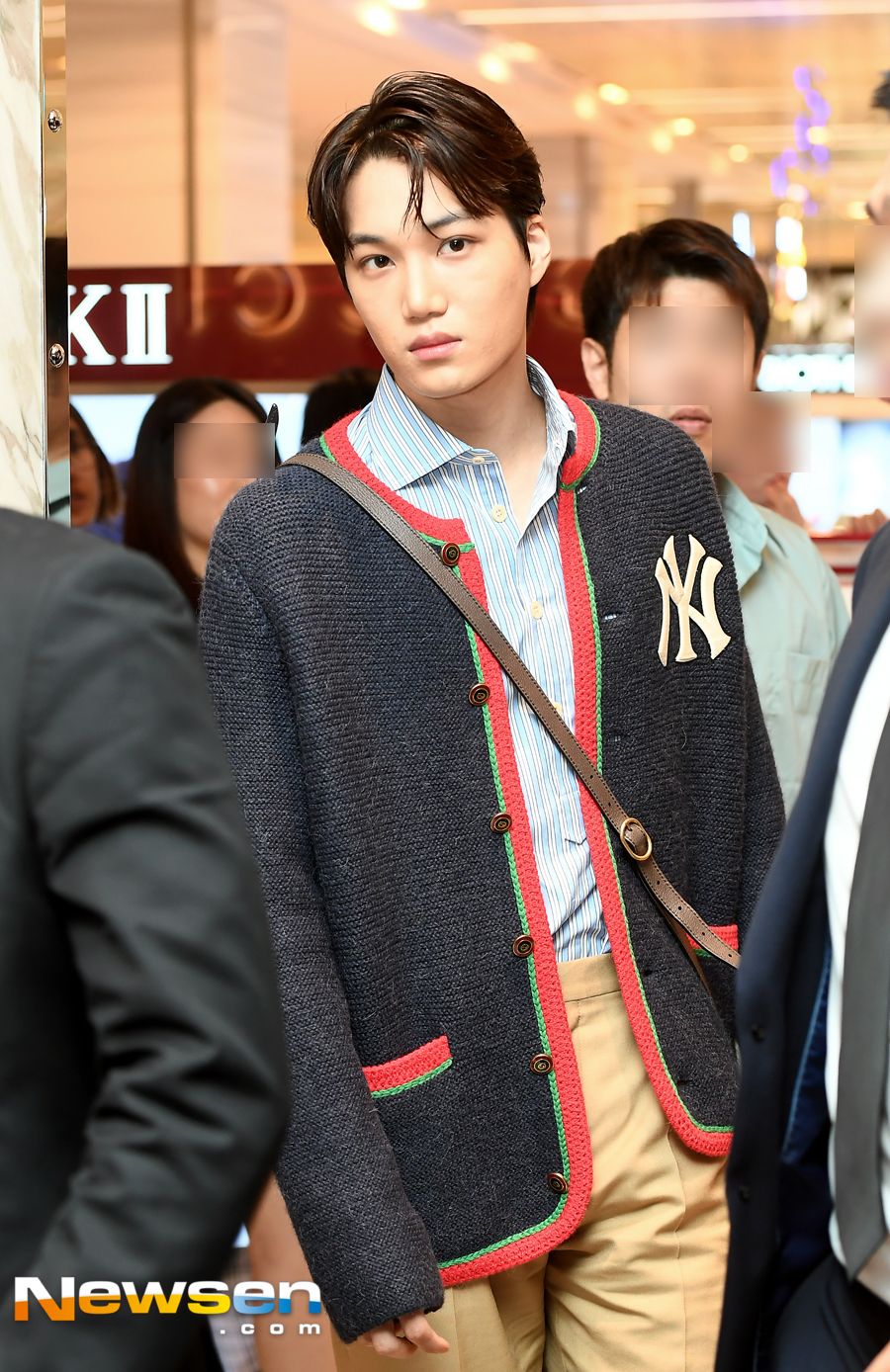The Gucci photocall was held at the Gucci boutique in the Hyundai Department Store Trade Center in Gangnam-gu, Seoul on the afternoon of July 3.EXO Kai attended the day.Jung Yu-jin