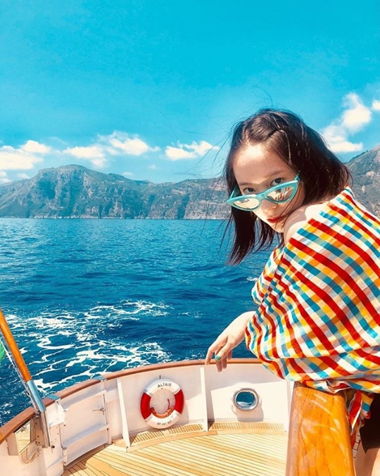 Singer and actor Krystal Jung reported on the current status of Lee Tae-ri Travel.Krystal Jung posted a picture on his instagram on the 4th with an article called hi summer.In the photo, there is a picture of Krystal Jung posing on a yacht.Krystal Jung stares at the camera over her sky blue sunglasses, wearing a colorful shawl, featuring a Krystal Jung-specific catseye.Especially, italy Capri, Campanias beautiful nature, and pictures like pictures were produced.Meanwhile, Krystal Jung played the role of best driver Cha A-ryong in the OCN new drama Player, which depicts the story of players called the best of the best, who illegally collected hidden property and returned it.It is scheduled to air in the second half of this year.Photo: Krystal Jung Instagram