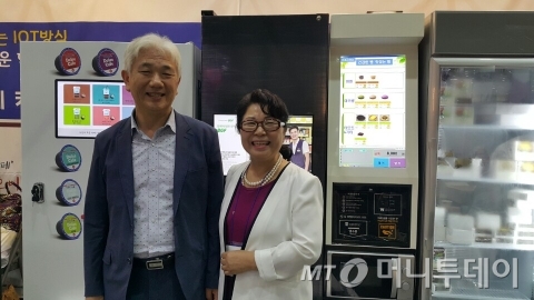 돌체카페 이미지