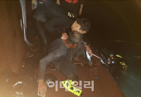군산해양경찰서(구조대) 이미지