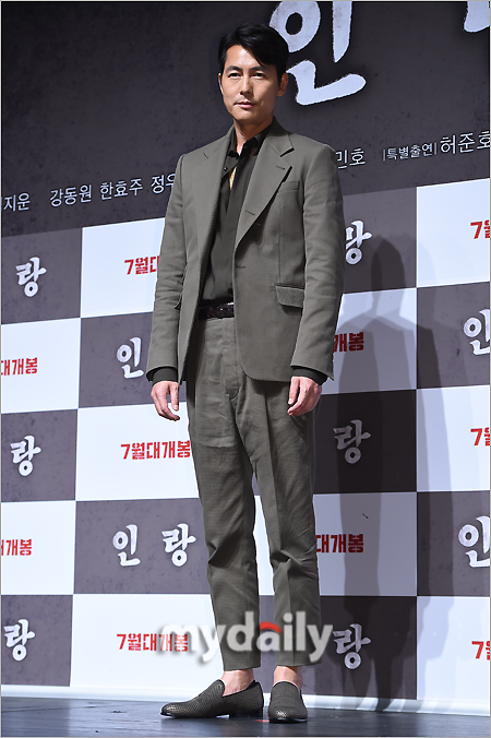 The 22nd Bucheon International Fantastic Duo Film Festival (Chairman Choi Yong-bae, BIFAN) unveiled various unit events that would satisfy the audience following the news of the Actor SEK exhibition Star, Actor, Artist Jung Woo-sung (JUNG Woo-sung: The Star, the Actor, the Artist).Since his debut in the film industry in 1994 with Gumiho, he has always been the most brilliant star, an actor who overwhelms the screen with his own color, and an artist Jung Woo-sung who wanted to make his own way.This SEK exhibition, which focuses on him, shows a total of 12 movies that can get a glimpse of his movie life.In addition, a variety of events will be held during the festival, including Mega Talk, commemorative booklet publication, exhibition, OST concert including the theme song of Jung Woo-sung, and the sale of Han Zhengs souvenirs inspired by his films.The 22nd BIFAN, which became more colorful with the participation of Actor Jung Woo-sung, will be held in Bucheon for 11 days from July 12th to 22nd.