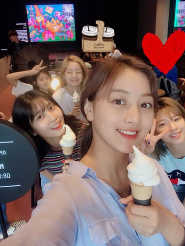 <p>Group Lucky Twice ate a meal at JYP entertainments new company School Cafeteria Cooking Chef.</p><p>Lucky Twice said on Thursday afternoon, # JYPBOB # soulcup Ice cream Ichioshi through the official SNS.</p><p>Lucky Twice comes back at the first summer song Night Away from Dance on the 9th at 9 pm on the coming day.</p><p>Lucky Twices new song Night Away From Dance is an up tempo pop song expressing the youth of the nine members who live with special happiness. Lucky Twice Only bright and energy energetically put out It puts out the heat of summer It gets so cool and cool feeling [Photo] Lucky Twice Official SNS</p><p>Lucky Twice Official SNS</p>