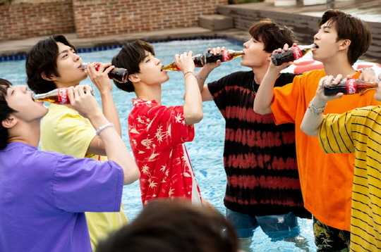 Global popular group BTS and popular actor Park Bo-gum were caught enjoying summer vacation together.They were captured at the scene of the summer campaign AD shooting of Coca-Cola - Coca-Cola, which has conveyed the excitement of everyday life to former World people for 130 years.BTS and Park Bo-gum were recently selected as models for the 2018 summer campaign of World-based beverage brand Coca-Cola - Coca-Cola, filming TVAD.They were seen enjoying a thrilling summer vacation by drinking cool ice Coca-Cola - Coca-Cola in an outdoor pool for a hot summer.BTS and Park Bo-gum in the photo released on the day showed off their own personality and charm with cool Coca-Cola - Coca-Cola and showed off their hot summer.As a vibe full of people, they emit exciting energy and refreshing beauty throughout the shooting, and despite the heat, they have been praised by the field staff as BTS Park Bo-gum!First, BTS members enjoyed a thrilling summer vacation, radiating a variety of charms with cool Coca-Cola - Coca-Cola.RM and Bü showed a full focus on the middle game of AD shooting, and they showed a lively appearance without tiredness even in the heat, throwing beach balls and playing in a cool pool with Jean.Sugar showed off a global idol down vibe while watching music with headphones, and Jay Hop showed a relaxed break with a beach ball.Ji Min chatted with the staff with a refreshing smile and monitored the shooting scene, while Jung Kook enjoyed a clear smile with the members on the tube.Park Bo-gum is the back door that showed a unique bogey smile that causes simkung throughout the shooting, and that the moment he drank cool Coca-Cola - Coca-Cola to blow off the heat, he showed off his refreshing beauty and became nicknamed Cheongyang Bogem.I expect that the meeting between Coca-Cola - Coca-Cola, who has been loved by World people for a long time, and BTS Park Bo-gum, which is loved both at home and abroad, will have a thrilling synergy effect this summer, said an official at Coca-Cola - Coca-Cola. I hope you will look forward to seeing BTS and Park Bo-gum enjoying it. hwang hye-jin