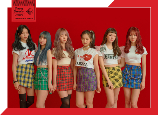 Girl group GFriend released the last concept photo of the new song Summer Summer Year.GFriend raised expectations for the new song by releasing a concept photo featuring the concept of the India Summer mini album Sunny India Summer title song Sunny Summer at midnight today (16th).In the open photo, GFriend revealed a SinB charm with dreamy eyes.GFriend, who completed the girls India Summer look by matching a crop top with a skirt of a check pattern, has a SinB atmosphere with a look that looks wet with excellence unlike the previous youthful appearance.The wishes of the brown eyes that seem to fall, SinB that emits the eyes of the eyes, the sharp eyes that cause the curiosity, the thumb that emits the unique cuteness in the ponytail style, the flowing of the slender jaw line and the sharp nose, Here we go.Previously, GFriend predicted a refreshing and refreshing charm with a fresh and bright beauty through group, unit, and individual concept photo, while this concept photo reveals the opposite charm of SinB and chic atmosphere and attracts attention with 180 degree different charm.GFriend, who will release the India Summer mini album Sunny India Summer on the 19th, will make his fourth summer comeback with the title song Summer Summer Year.GFriend has been releasing various contents such as track list, concept photo, music video teaser video sequentially, raising curiosity about summer comeback and raising expectation for new song summer summer.The title song Summer Summer Year is a song by SEGA Hitmaker side kick. It is a cool pop dance song that gives a refreshing Feelings to listeners by combining cool vocals and funky rhythms unique to GFriend, starting with cool electric Guitar sound.On the other hand, GFriend will release the India Summer mini album Sunny India Summer including the title song Summer Summer Year through various online music sites at 6 pm on the 19th.