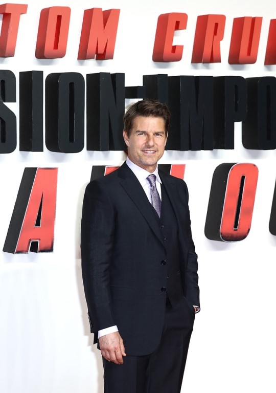 Directors Tom Cruise, Henry Lau Carville, Love, Simon Pegg and Christopher Macquarie, who visited Korea with the film Mission Impossible: Fall Out (Import/Distribution Lotte Mart Entertainment), will be busy on the movies promotional schedule from the 16th.On the 17th, SBS Running Man will be featured on the 17th. Tom Cruise, Henry Lau Carville, Love and Simon Pegg will be on the show.Tom Cruise, the ninth Korean, also appeared in an entertainment program with missions and quizzes.Love, Simon Pegg, who appeared in the Abnormal Talks in 2016, and Henry Lau Carville, who first met with members of Running Man including Yoo Jae-seok, Lee Kwang-soo and Song Ji-hyo.The broadcast will be available on the 22nd.The same day, the protagonists of Mission: Impossible: Fallout meet with audiences at the Lotte Mart World Tower and conduct direct interviews.All the seats were sold out in 14 minutes after the opening of the booking, and the hot interest in the movie was proved.It is the ninth in Korea for Tom Cruise.He visited Korea nine times in 24 years, starting with the 1994 film Interview with the Vampire, including Mission Impossible and Jack Reacher series, as well as this Mission Impossible: Fallout.Tom Cruise, who arrived on the 15th, signed a fan service from the airport to his fans who came to him and took pictures.Mission Impossible: Fallout is an action blockbuster that must end the inevitable mission as the choice of all good wills made by top spy agent Ethan Hunt (Tom Cruise) and the IMF team returns as the worst result.The number of cumulative audiences in Mission: Impossible series reaches about 21.3 million based on official statistics.star jo hyun-joo