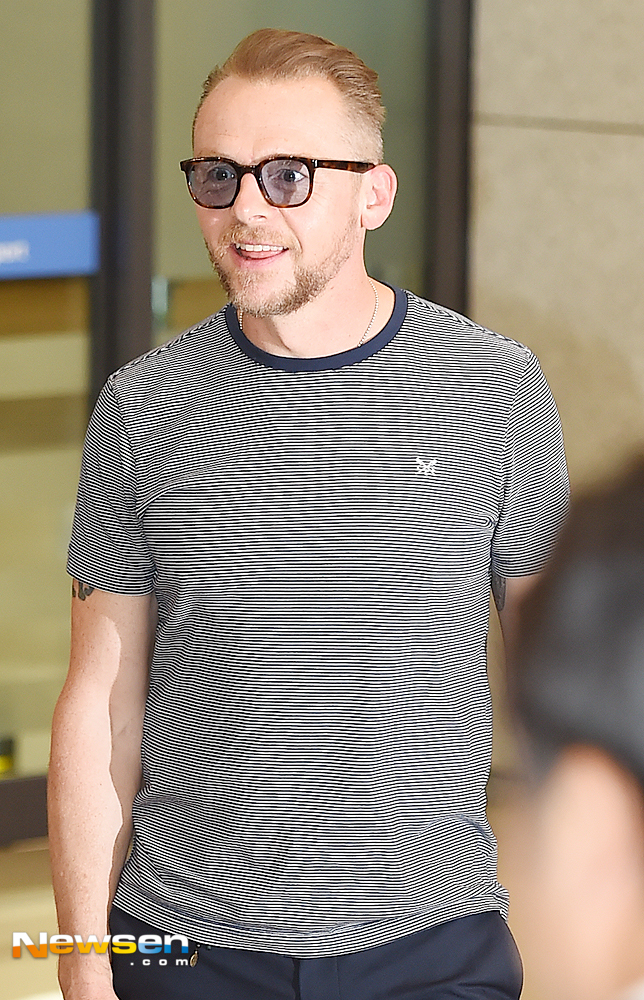 Actor Love and Simon Peg made a publicity car for Mission Impossible: Fallout on July 16th through the first terminal of Incheon International Airport in Unseo-dong, Jung-gu, Incheon.Love, Simon Pegg, is leaving the entry gate on the day.useful stock