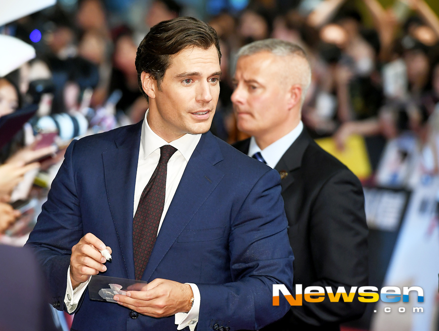 The Red Carpet event in the movie Mission Impossible: Fallout (director Christopher Macquarie) was held at the Lotte World Tower in Jamsil, Songpa-gu, Seoul on the afternoon of July 16.Henry Lau Carville is stepping on Red Carpet on the day.Meanwhile, Mission Impossible: Fallout, starring Tom Cruise, Henry Lau Carville and Simon Pegg, will be released on Saturday as an action blockbuster that must end the inevitable mission as all good-will choices made by top spy agent Ethan Hunt (Tom Cruise) and the IMF team return to their worst results.Jung Yu-jin