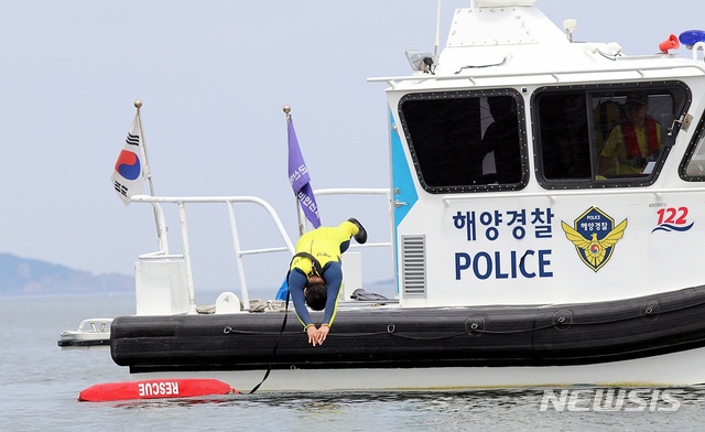군산해양경찰서(구조대) 이미지