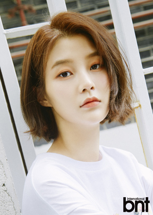 <p>Hyun Joo Lim who took an eye out on channel A Heart Signal Season 2 ( Hope 2 ) with adorable appearance advanced bnt and photography.</p><p>Hyun Joo Lim continued talking in a careful and straightforward manner in an interview that followed the shooting. When I hear about recently he is sending his busy days recently, he said, It was decided to be a beautiful model to unexpected love, and I was going to shoot advertisements, he said, I can leave the figure in my twenties clean, thanks I am doing it. </p><p>While deciding to broadcast on the occasion of living ordinary life, it should not be easy. When asking the reason for choosing the program, he said, I used the front cover magazine cover model of tomorrow, I saw the magazine and a proposal for the appearance came in. Also, in season 1, various occupations and personality I also did curiosity when I saw a man with a cow coming out, because the students do not have many opportunities for such encounters. </p><p>8 charming tenants gathered at the signal house. As to how the first impression was asked, he was referring to the first Kimtokyun and was the first day sofa with shy guidance (laugh), so for the first time the charm did not appear well at the beginning  Regarding song down that I became even more familiar after the broadcast, unlike feminine looks, I also liked fighting sports and conveyed exercise enthusiasts with an exercise enthusiast.</p><p>He dismissed the mans heart with a modifier such as Massive voting goddess or Love love Genius, he said, There were no awkwards and no mouth, just laughed, he said, I do not think I will receive a large volume vote I am glad but it felt good.  Subsequently, I also have something to do with electrolytic worrying that is not a good style of romance.</p><p>He called Love Sweet potato among friends There were almost unilateral loopholes, there is no know-how, but when I say romantic style, I am doing my best for my partner, expressing my emotions frankly, well prepared I have many figures to do and I am a one-person style if one gets better </p>