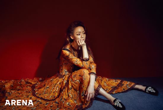 <p>Jaurims vocalist Kim Yoon Ah made an interview with gravure through mens fashion magazine Arena Homme plus August issue published on the 20th.</p><p>In the image of the published photo album, Kim Yoon Ah showed his complete faultless Beautiful looks and elegant and charming charm. Kim Yoon Ah gave a chic and fascinating charm in a cut that gave points with a flashy accessory to Black Panther Dress and wearing a floral print wide Dress is creating a natural but elegant atmosphere.</p><p>Kim Yoon Ah led the field atmosphere with the bright and positive energy inherent in the gravure site, but when the shooting began, with a wonderful pose and facial expression, the concept of photo collection is perfected with professional appearance Its a story behind the digestion and the impression of the staff members on the scene.</p><p>In an interview performed with the gravure, Kim Yoon Ah talked frankly about various materials surrounding the music such as Jaurims album and the worldview which was recently released. Kim Yoon Ah told the secret that kept the color of Jaurims team for a long time There was no ability to do other things, I have been able to do well.It was able to continue activities during 21 years It is thanks to the members and fans, she answered, showing a modest appearance.</p><p>In addition, when listening to the emotions penetrating through Jaurims music, I answered All the people who know the result are abandoned and lethargic and cited the example of deviation as a hit song. He added, I think that it is a very provocative song, it is based on the premise that there is absolutely no such behavior actually. Subsequently, as for the question about the future course, Hargoda until it can do what I can do, Jaurims music is a lethargic music, so we can do it, it is a struggle that we can, he told the heart of music.</p><p>Meanwhile, Jaurim who released regular 10 self-titled sessions at the end of June has continued active activity, and OST Mr. Sunshine OST of tear-free days that Kim Yoon Ah sang was coming on the 22nd afternoon of 12 It is released at time.</p>