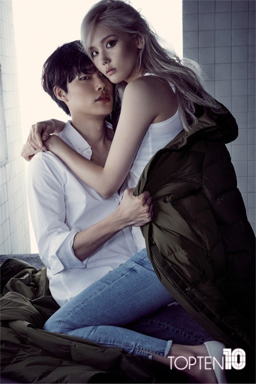 Eye-catching with close-knit couple shots, especially Ryu Jun-yeol, captivated the woman with a multi-armed muscle that was revealed on a long shirt.Park Han-na