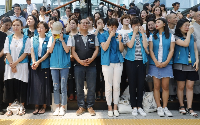 승무원 이미지