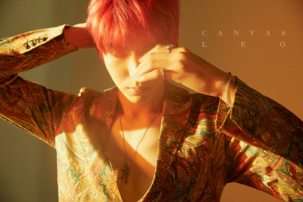 Leo, as a pictorial director, made a strong impression with various poses, and Leo, who showed his upper body slightly between his jackets, caught his attention with a sexy, dreamy atmosphere.Leo will release his mini album CANVAS through various music sites at 6 p.m. on the 31st.long bead