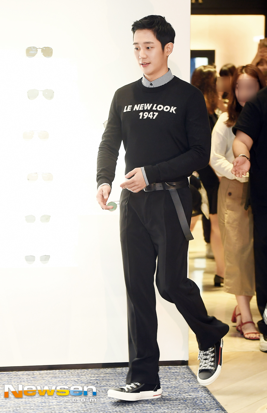Actor Jung Hae In Photo Call was held at Dior Man Boutique, the head office of Shinsegae Department Store in Jung-gu, Seoul, on the afternoon of July 25.On this day, Jung Hae In attended.On the other hand, Jung Hae In will hold a domestic fan meeting on July 28th at Kyunghee University Peace Hall.Jung Yu-jin