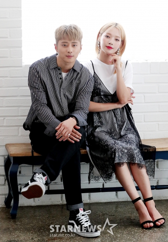 The BM J.Seph Jeon So-min Jeon Ji-woo (KARD), a rookie who has just made his debut but has been out of line for a while in the music industry, has been recognized overseas for showing music centered on EDM, a global trend.Such a KARD has returned to its longtime Blady, which is eight months, with a determination to capture domestic fans through its activities.KARD will release its third mini album RIDE ON THE WIND through various online music sites at 6 pm on the 25th.The members are releasing the album in eight months, so they have tried to improve the perfection as well as presenting new musical directions.Over the past eight months, KARD has been very busy, spurring preparations for its new album, digesting everything from Europe to Asia and Australia tours.I had a vacation, such as going on a family trip after confirming my comeback, but it was very short. I was confident that KARD, who started talking with me on the 18th,I was proud of the results that I had been worried and tried for a long time.Im sorry to be nervous and late to meet my fans in eight months. Ive prepared as hard as Blady was long. I want to show the album quickly. (Jeon So-min)I think I was just thinking, How do you get the song? And most of all, we have our first solo concert in this activity. (Jeon Ji-woo)The third mini album RIDE ON THE WIND contains five songs with different colors.The title song Ride On The Wind is an EDM song that combines dance hall groove and house rhythm. It expresses the thrilling feelings between men and women who start love for the first time.The title song Ride On The Wind is an EDM style song and has a house rhythm, so cool and refreshing Feelings are strong.We have great expectations as its a good song to listen to in the summer. (BMI)The members explained not only the title song but also all the songs they included and showed a special attachment. Jeon Ji-woo said, All five songs are different styles.There are also a variety of types from hip-hop songs to EDM on The Flock Beat, and it will be fun to listen to. I especially like Tracks 4 Knockin On My Heavens Door, because its a hip-hop song based on The Flock beat.In fact, we have practiced hip-hop performance since Idol producer, so if we set up this song, I think it will be really good.And Tracks Dimelo is a Latin pop genre of reggaeton rhythm and wrote lyrics together with Spanish in Korean.My mother, who knows how to play Spanish, helped me write a lot of lyrics. (BMI)Our album is Appointment. Im confident. But we only know this. So far. So, word of mouth.I hope everyones ears are pleasant. (J.seph)KARD said that Dimelo, which consists of Spanish in the Latin pop genre, never recorded it conscious of overseas fans.We go blind test when we choose the songs we have included, and its a song that we all want to sing, said Jeon Ji-woo.Jeon Ji-woo said, We are planning a tour of South America in September, and I thought it would be nice if we went to a tour of South America.It is not a strategic song to target South American and overseas fans. The part that the members emphasized on this album was separate: accessibility. KARD said that he tried to get a little more familiar with the public through this album.As the response is still better overseas than domestic, we plan to raise awareness in Korea as a starting point for this activity.I tried to make up songs that would be hovering and easy to follow in my head at once, so I thought I could get closer to the public more familiar.Im going to get familiar with this song, with a more comfortable image, because I dont think its going to be long this time in Korea, and raising awareness in Korea is like our homework.I hope the public will take our appearance better as we have been worried a lot. (Jeon Ji-woo)While struggling to get familiar with the public, KARD did not miss the trend.We want to do trendy music and were always studying, so were showing music based on House from the beginning.Of course, we want to try other genres, too, and I want to try all the strong hip-hop, R & B, ballads, and dances, and I am confident that I will digest well.But suddenly, I dont think its good to make a change. Im making a slow change. I think you might want to expect a KARD move. (Jeon So-min)KARD is also famous for its fierce performance and insistence on Love Live!The members laughed and laughed, saying, Its actually too hard. Jeon So-min said, In the end, experience is important.As the number of times on stage increases, I learn know-how. I have gained experience and have become good on stage, including Love Live!When I practice, I always have a lot of trouble, but I am holding on to evil. It is KARD, which has been in its first year of debut.KARD, which debuted in July last year through the third phase of the project, has achieved an unusually good performance as a newcomer with both global hits such as Hola Hola and You In Me since its official debut.The members said they were confident as a team and personally as a singer through a year of activity.If you look back on your activities so far, its Feelings who broke the quest one by one.Idol Producer dreamed of making his debut, wanted to be loved for his debut, wanted to tour abroad because he was loved, and went through a process of being proud and happy to achieve one by one. (J.seph)Ive clearly learned what artist I am and who I am. (BMI)I wasnt sure about the singer a year ago, but now Im sure as a team, as a self.I think this is the most important part, and I think it will be the energy to work steadily in the future. (Jeon So-min)I did not debut with goals such as I will be loved big or I will succeed.We just wanted to have fun with each other, and I made my debut so far, but I think Im doing well, and I think its still more likely as its the first anniversary of my debut. (Jeon Ji-woo)KARD, who has been active for the past year and has become confident about himself, has become more musical.The members said, In the future, we have a desire to make an album that reflects our opinions more.I hope that our ideas will be reflected more from lyrics and compositions as well as performance. As the musical greed has grown, there is room for it, and now there are contents that I want to show myself, and it also means that I want to actively communicate with my fans.I was able to get a glimpse of humor in the members stories, and I could see what Super Junior, who saw KARD on Super TV, said that he was coveted as an entertainer.I like outdoors, so I want to show you some content that rides bungee jumps and four-wheel drive motorcycles. I know inline tricks. Haha.I want to challenge acting through movies and plays, like Won Bin in the movie Uncle, which leads the play alone as the main character.Haha (J.seph)I want to have a hip-hop concert, a small concert with about 100 people, and I think I can have fun with all the audience.J.seph and I are rappers, so I was influenced by Show Me the Money while preparing for the singer.In the past, I used to write a lot of Feelings lyrics, like I Kill You. Show Me the Money? I dont think so.Ill do this with Im a good guy, but Im not confident in this dissenter. (BMI)My brothers are a little greedy, and I think theyll do really well in the real entertainment program, and Im not interested in acting yet, Im supposed to be faithful to my main job. (Jeon Ji-woo)I think it would be fun to take a reality show again, and Ive never thought about solo activities like acting or solo singers, and Im still keen to say hello to the team. (Jeon So-min)Singers comeback rushes are continuing in the music industry this summer.Like the formula Girl Group in the summer, many girl groups are starting to come back to the music sources such as crushes and puberty, and Hybrid groups here.But KARD does not think its competition; each has a different charm, so no confrontational composition is formed; even so, there is self-confidence.The goal is to be the number one music broadcasting company.KARD, which captivated overseas fans at the same time as its debut, plans to be recognized in Korea through this activity. It is a comeback in eight months.We waited and Im really looking forward to this activity, and I hope this will be an opportunity to get a little closer to the public as well as fans.I would like to ask for your attention. end