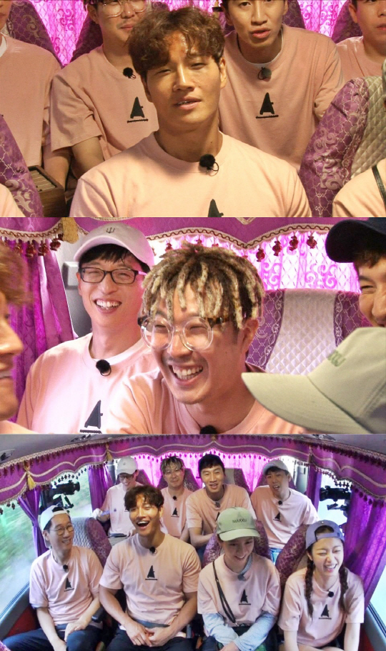 On SBSs Running Man, which airs today (29th), the Hope of singer Kim Jong-kook will be released.On this day, Running Man was given a Random 5 Second Talk mission, which requires three random questions about members within 5 seconds of the motion mission.Haha challenged and asked, Why does Kim Jong-kook often go to LA? Haha said, I have a daughter hidden in LA!He answered witty and quick, making the scene laugh.On the other hand, Kim Jong-kook, who was falsely accused, surprised everyone by answering with a happy smile, not Furious, unlike the members expectations.I even laughed when I showed up shy with my heartfelt inner feelings, saying, I wish I had a real daughter in LA, so Ill go see her every day...Kim Jong-kook Daughter Fool reservation site, which has a charm of reversal, can be found at Running Man which is broadcasted at 4:50 pm today.
