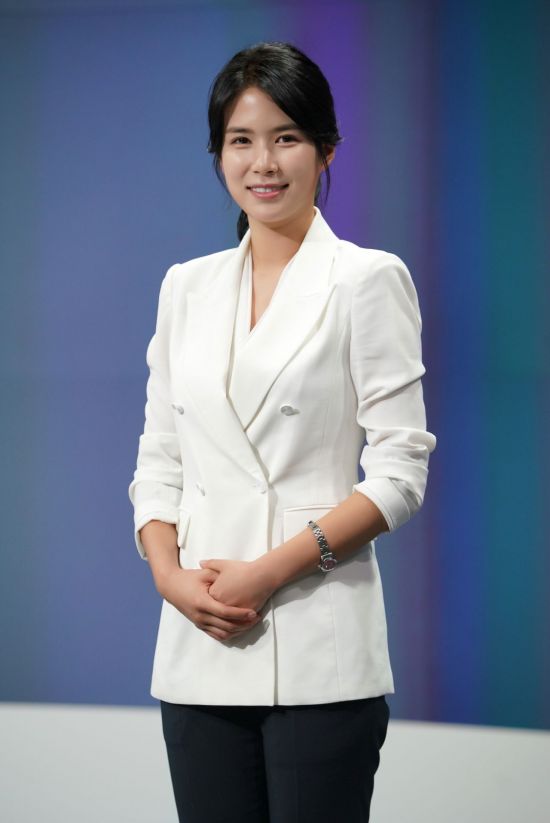 JTBC '뉴스룸' 앵커 교체, 한민용 기자 투입..주말 책임진다 | 다음연예