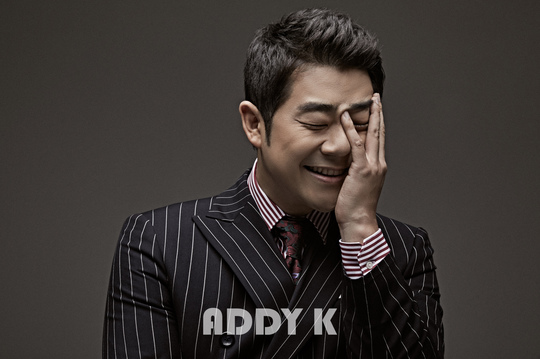 Comedian Kim Ki Wook, who is active in the TVN entertainment program Comedy Big League, released his first solo picture after his debut through the digital magazine of the August issue of Eddie K (ADDYK).The comedian Kim Ki Wook in the picture showed a warm visual and delicate sensibility with a brainwashing pose that emphasized the eyes and showed off his charm for the first time since his debut.Especially, urban and charismatic eyes and brilliant masculinity completed a full of emotions.This picture was based on the theme of rough youth and Life shot with the sensibility of Comedian Kim Ki Wook.Kim Ki Wook showed suits and casuals that can produce sophistication and trendy masculine beauty at the same time. He showed 180 degrees different from the usual Comedian Kim Ki Wook in TV, and he captivated the attention of people around him.pear hyo-ju