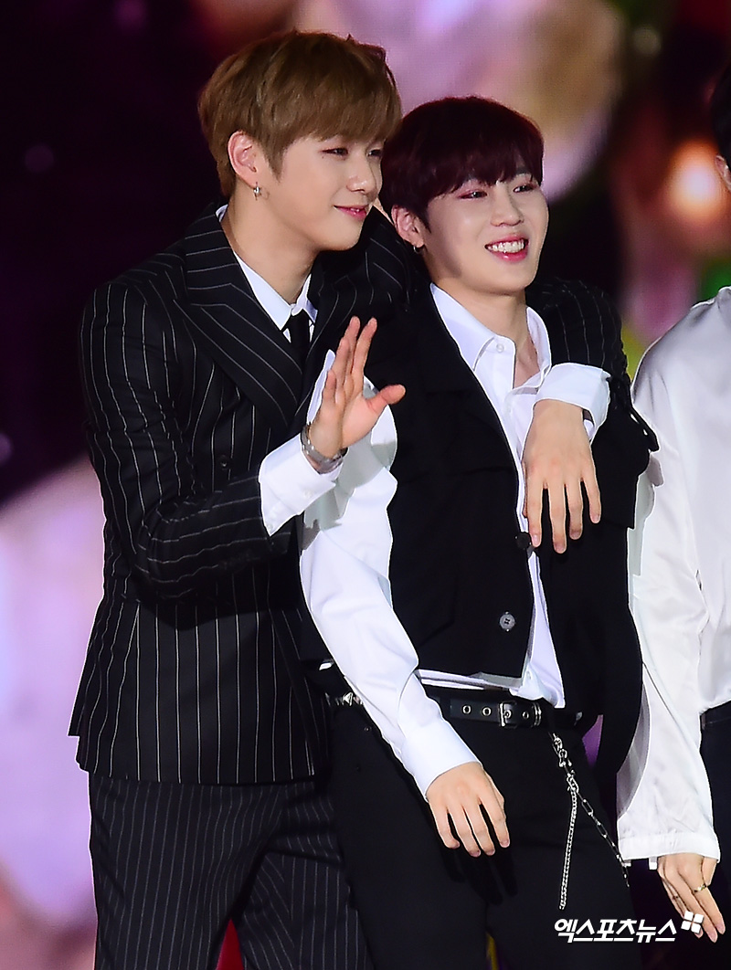 Wanna One Kang Daniel and Ha Sung-woon attended the 2018 Korea Music Festival held at Gocheok Sky Dome in Guro-gu, Seoul on the afternoon of the afternoon.