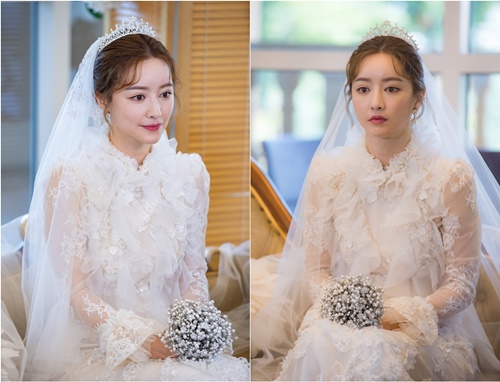 Love to the end Hong Soo-Ah showed off his colorful Wedding Dress figure.On the 2nd, KBS2 evening daily drama Love to the End released a photo of Hong Soo-Ah wearing a Wedding Dress.Hong Soo-Ah, wearing a pure white Wedding Dress in the public photo, steals his gaze with a brilliant visual with clean flawless skin and neat beauty.Her colorful expression also focuses attention.The loveliness of her smile with a smile with a nervous expression, the brightness of the angel in the bright smile, and the coolness of the bad girl in the expressionless figure, which gives a glimpse of the Janus charm between the pureness and darkness of the strongness she draws.Kang Eun-tak (played by Yoon Jeong-han) and Hong Soo-Ah (played by Kang Se-na), who reunited in the last broadcast, broke up with a message saying, Lets not pretend to know even if we happen to know when he informed him that he was marriage.Kang Eun-tak also looked cold as if there was no further fuss for Hong Soo-Ah.The drama production team said, Hong Soo-Ah is gradually showing up in Bad girl, and some of the secrets about the identity of Hong Soo-Ah will be revealed on the air.On the other hand, Love to the End is a family melodrama that has loved the most, but those who have been forced to part ways have kept their only love in their lives and finally found happiness.