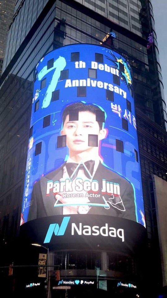Actor Park Seo-joon has appeared on the United States of America New York City Times Square Display board.This is a past-class gift prepared by the Chinese fan club to celebrate the 7th DeV anniversary of Park Seo-joon in August 2011, and Park Seo-joon has been featured in the large LED AD edition of the New York City Times Square for two days from 6 am local time on August 1, attracting attention from all over the world.In the meantime, BTS, Wanna One and other top-class idol fan gifts AD have been posted, but it is the first time for Actor in Korea.He showed off the dignity of Park Seo-joon, who was reborn as a global top-trend star by raising his face as a Korean actor on the Times Square Display board in the center of United States of America New York City.The AD of Times Square Square, Manhattans top-running city of New York City, is one of the most known locations in the world for AD units.So the cost of this AD is expected to be beyond imagination, which is a way to know the fans extraordinary love for Park Seo-joon.Park Seo-joon successfully completed the TVN sign entertainment Yoon Restaurant 2 and TVN tree Why is Secretary Kim doing it, which ended on the 26th of last month, and proved the top-trend power.In addition, it has become the no substitute actor, proving its star status by ranking first in the mens actor in the first half of 2018 and first in the mens AD model brand reputation in July.bak-beauty