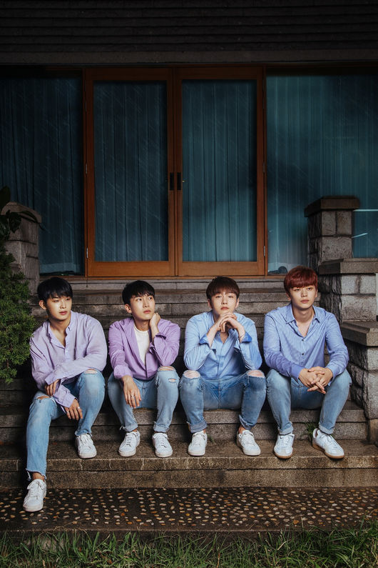 BtoB Blue (Seo Eunkwang, Lee Chang-sub, Im Hyun-sik, and Yook Sungjae) released a music video teaser video for the new song When it Rains on August 2.BtoB Blue released the music video teaser video of the second digital single When the rain falls through the official SNS of BtoB at 0:00 on the day of the new song release.In the open music video teaser video, member Lee Chang-sub is on the bed, Seo Eunkwang is in the flower scent, Yook Sungjae is in the rain, and Im Hyun-sik is in the cake making, so I wondered what story would be included in the main music video.Especially, in the music video teaser video, the highlight of the new song When the rain falls is included, raising the expectation of fans.BtoB Blue is a new vocal line unit song that will be released in about two years after the first digital single Stand by Me in September 2016. Member Im Hyun-sik participated in direct writing and composition to enhance the perfection of the song.The new song When the rain falls is a lyrical ballad genre about rain, love and separation. It has completed the feeling of regret that suddenly pours like a rain from the heart that I miss quietly.The rich code progression and arrangement, which are more prominent in the four sad tone and harmony, gives a sense of immersion that seems to be in a rainy landscape.BtoB is sweating in preparation for the fifth solo concert 2018 BTOB TIME -THIS IS US- held at Seoul Olympic Park Gymnastics Stadium for three days from August 10th to 12th.On the other hand, BtoB Blues second digital single Rainfall will be released on August 2 at 6 pm on various online music sitescube entertainment