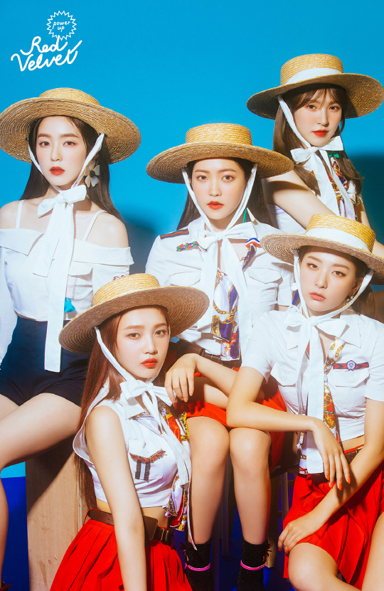 Summer Miniforce Red Velvet (a member of SM Entertainment) has entered a comeback countdown with the super-strong India Summer song Power Up (Power Up) to take charge of All Summer.Red Velvet is expected to release the entire song One of Summer Mini album Summer Magic (India Summer Magic) on various music sites such as Melon, Genie, Naver Music, iTunes, Sporty Pie, Apple Music and Shami Music at 6 pm on the 6th.Prior to this, Red Velvet has released a variety of teaser images that have been transformed into a new album, India SummerQueen, through the promotional site of the new album. Through various SNS official accounts such as Twitter Inc., Facebook, and Instagram, Recipes Video # 4 with Wendy full of beauty, and it caught the attention.In addition, this video contains part of Hit That Drum (that drum) sound One, which is a combination of exciting samba rhythm and Red Velvets energetic vocals, and Wendy said, The song of the members poetry One One vocals pierces the frustrating heart.I would like to ask for your interest because it is a song that blows Summer stress. Meanwhile, Red Velvet will hold its second solo concert REDMARE (REDME) at the One Handball Stadium in Seoul on the 4th and 5th of the month, and will be the first to release a new song stage including the title song Power Up.