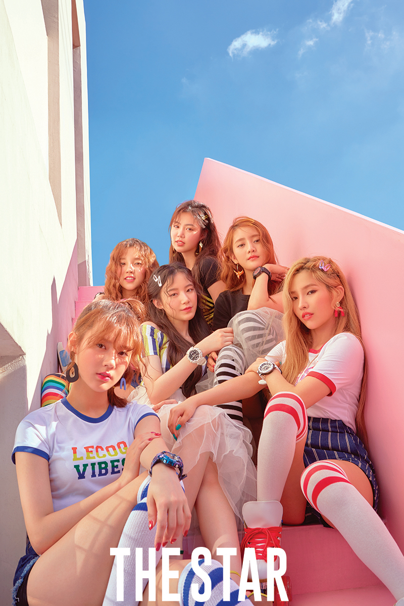 Summer pictures of the group (girls) children (hereinafter referred to as children), which are about to make a comeback in mid-August, have been released.Recently, The Star magazine featured a picture of children (Miyeon, Minni, Sujin, Soyeon, Ugi, and Shuhwa) on the theme of Special Summer Day.According to the magazine, the childrens members did not get tired even on a hot day, and they showed their charm and charm.Especially when I was sitting in the stairs and shooting the group cut, I did not care about the hot sun, but I was proud of my professional appearance and received a generous applause from the staff.Regarding the impression of the popularity gained after the debut at Interview after the filming, the members said, At first, I was so surprised. I think I was overly loved compared to what we showed.I always thank you and I will show you a better picture in the future. Asked about the changes before and after his debut, he said, So much has changed. One thing to choose is that the number of fans who love us has increased.Member Woogi added, When I was broadcasting music, I felt like I could not say anything about the fans following our songs and sounding.Children of the Whales Faith seems to be the most important thing about group activities.If faith or trust is based on, we can rely on each other and work well, he said.Asked about the goal in the future, I hope to be a group that can remain in the memory of many people for a long time.In order to do that, I have to show my individuality and show my willingness. 