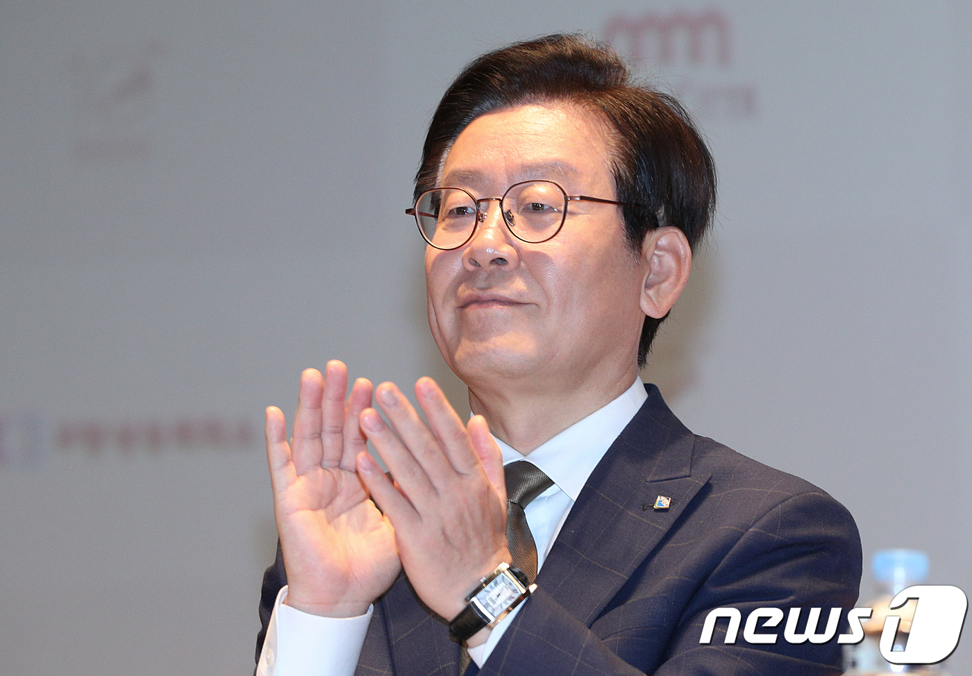 [N현장] 'DMZ 영화제' 이재명 지사, 농담으로 열고 해명으로 닫았다 [종합]