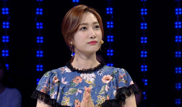 <p><></p><p>Kim Min-jung announcer said Song Joong-kis heart was noticed for Song Hye-kyo before Song Hye-kyo and Song Joong-ki couples enthusiasm exploded.</p><p>In the KBS 2TV quiz show 1 to 100 broadcast on the 7th, Kim Min-jung announcer appeared alone, confronting 100 people.</p><p>MC Jo Chun Hyun announcer said, When Song Joong-ki appeared at the 9 oclock news, did you notice the song of Song Joong-ki for Song Hye-kyo?</p><p>Kim Min-jung said, During the question, there are also some burden questions that were asked Song Hye-kyo Mr. Kim Ji-won is close to the ideal under the role of Mr. Kim Ji-won?  But I guessed that there is a feeling that there is no hesitation of 0.5 seconds and I can just answer Song Hye-kyo.</p><p>Subsequently, my husband Jo Chun Hyun announcer said, If there is a song & song couple for actors, there is a Joe · Kim couple for the announcer Kim Min-jung said  It is not and I invited you to laugh</p>