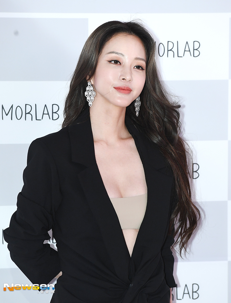 The event commemorating the opening of the Kangnam District Station in Cremo Lab Sikor was held on August 9 at the Gangnam District Station in Seocho-dong, Seocho-gu, Seoul.Cremo Lab Muse actor Han Ye-seul attended the ceremony.yun da-hee