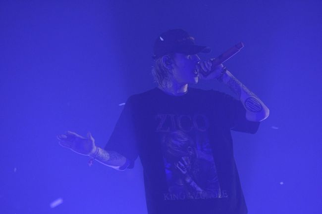 Singer Zico has made his first solo concert since his debut, promising better music, more advanced music.It was two hours to check the face of Zico, who went beyond Idol singer and Lee Su-hyun, producer.Zico Concert Zico KING OF THE ZUNGLE was held at the Olympic Park Handball Stadium in Songpa-gu, Seoul on November 11.Zico reinterpreted various songs such as solo representative songs Tuff Cookie, Eureka, Blockbys HER, Show Me Money and Turtle Ship in his own way, filling 22 set lists.Zicos ability, Live Up to Your Names rap was Live Up to Your Name.Zico, who showed intense rap with Tuff Cookie and VENI VIDI VICH, was enthusiastic about thousands of audiences at once with colorful stage manners that filled the stage alone.In addition to intense hip-hop, music of various genres such as pop and ulban was also released.After finishing the stage, Zico said, My musical birth was hip-hop, but I did not have music, so I enjoyed jazz, irban, R & B and soul.So I wanted to show a variety of vibes that I did not show on stage. I wanted to benefit everyone here and to give them back. Zico said: I think Music is a record, I think its a diary of the inspiration I felt.Even if its not detailed, the lyrics at the time show memory being regained, saying, I had this mind at this time, so I dont think Ill ever grow old if I do music.I do not want to define myself as MC or Rapper. I want to be called artist who is very good at rap.IUs guest, which was breathed by Zicos new song Soul Mate, which has also been on the music charts of the past, was one of the performances.After singing Soul Mate with Zico, IU said, Its great to see if you can do this well from the first solo concert.After Marshmallow, Zico was brought to breath with Soul Mate. In the process, he felt that Zicos passion for music was great.I think it will be Memory with Lee Su-hyun who gave me a lot of stimulation. IU said, Thank you for calling me with a good performance, the first concert, the first guest of them. He enthusiastically sang his representative songs Night Letter and Good Day.Zico also said: Ive had a lot of help lately and Im grateful you came to Concert, and Ive been to IU Concert twice and its been an impressive experience.IU also want to make a lot of memories in our performances. In addition, Zicos music colleagues such as Penomeco and Baybilon scrambled together and set up the stage together.Zicos growth, which was a big hit, was frankly confiding his thoughts about Music ahead of his first solo concert after his debut.Regarding the performance name King of the Jungle, Zico said, I think I am the best predator in the ecosystem composed of music that I made.I have made music with the idea of ​​making my world. But this was possible because I had the air and nature that I could breathe.The air and nature are the people who listen to my music. He expressed his gratitude to the fans who found the performance.It was another fun to peek at Zico, who grew up as a producer and Lee Su-hyun, not just an Idol singer, Rapper.Zico said, It is fun for my music to go through someone elses channel other than my voice.I promise to show good music and developing music in the future, as I have collaborated with various friends such as Wanna One, Song Min Ho, and Kim Se-jung. seven seasons