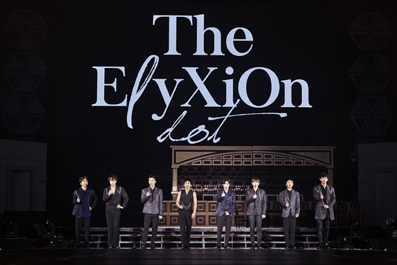 The popular Korean boy group EXO (EXO) is being disturbed by Razer Inc. during the Macau Concert, and Greater China netizens are expressing Furious.Chinese media Sinawir reported on the 12th (local time) that a video of someone continuing to shine EXO members Sehun, Siu Min and Baek Hyun on Razer Inc. during the concert was released on the Internet, causing controversy.According to reports, EXOs Macau Concert EXO PLANET #4 - The ElyXiOn [dot] on the 10th?In MACAO, an audience member uses a Razer Inc. pen to deliberately illuminate all parts of the body, including the head and eyes of some EXO members, is revealed in the video.Greater China netizens who watched the video said, It is too dangerous, Who the hell is it?, Do not you know the basic courtesy of the artist?Furious, while leaving comments such as Lets refrain from using Razer Inc. pens in the future, and In the future, our agency should prohibit the use of Razer Inc. supplies.On the other hand, EXO held its fourth solo concert EXO PLANET #4 - The ElyXiOn [dot] – in MACAO at Macau Venetian Cotai Arena on the 10th and 11th.Over two days, 20,000 spectators were reported to have found EXOs Concert.