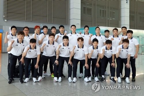 2018 아시안게임 남자 핸드볼 대표팀 2018 아시안게임 남자 핸드볼 대표팀      (서울=연합뉴스) 2018 자카르타ㆍ팔렘방 아시안게임 남자 핸드볼 대표팀이 지난 11일 오후 인천공항에서 출국을 앞두고 기념촬영을 하고 있다. 2018.8.12 [대한핸드볼협회 제공]      photo@yna.co.kr  (끝)