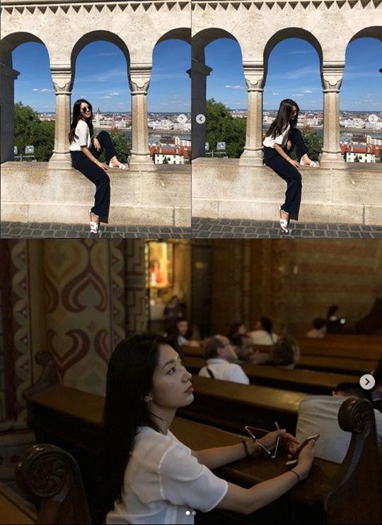 Actor Park Shin-hye has revealed his current status for a long time.Park Shin-hye posted a picture on his SNS on the 16th, attracting fans attention.Park Shin-hye in the public photo is laughing in the exotic scenery.In the photo, Park Shin-hye is looking around in a place that seems to be Cathedral.Park Shin-hye will return to the small screen in two years with TVNs new drama Memories of Alhambra Palace (playplayplayed by Song Jae-jeong and directed by An Gil-ho) scheduled to air in November.Currently, Park Shin-hye is continuing filming overseas, including Spain and Hungary, for the filming of Drama.